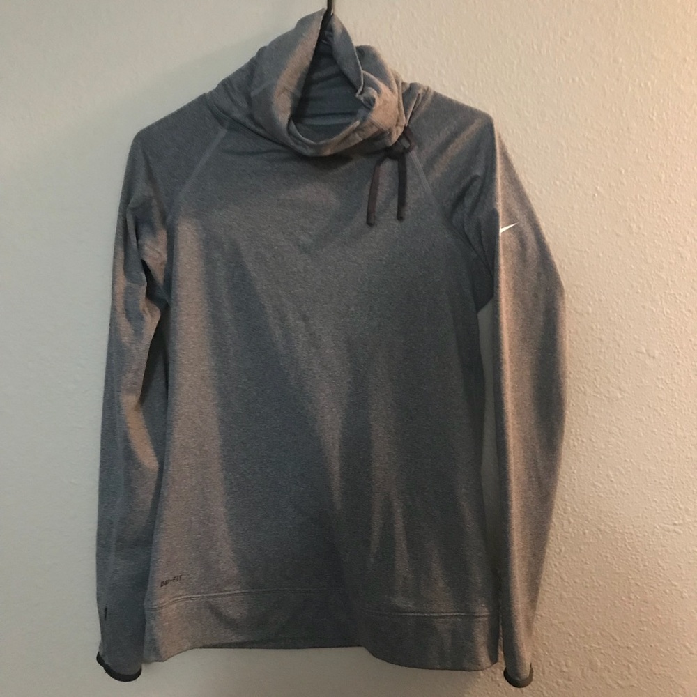 Nike pullover